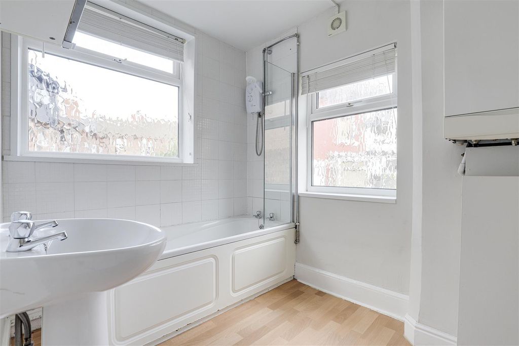 Property photo 2 of 17 1779.Jpg