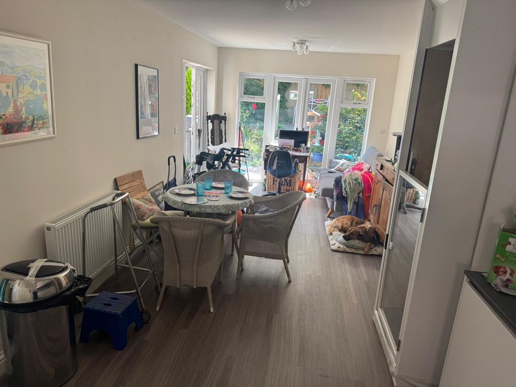 Property photo 3 of 15 3 Cherry Tree Lane - Dining Room