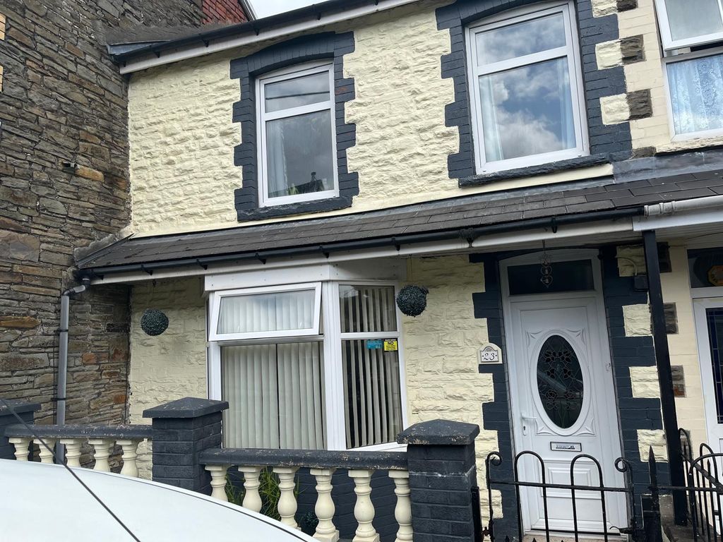 Property photo 1 of 30