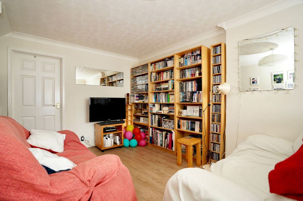 Property photo 2 of 15
