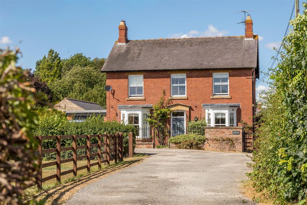 Property photo 1 of 13 Wyville House-27.Jpg