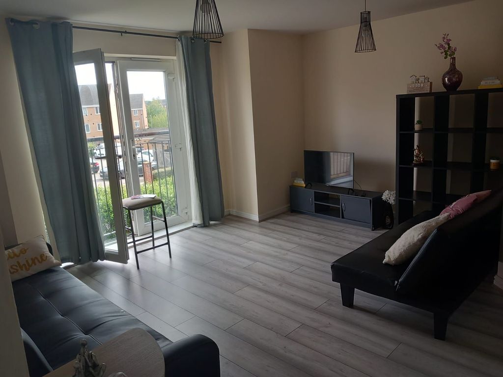 Property photo 3 of 8