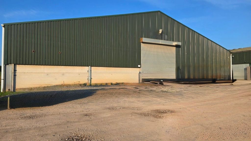 Property photo 1 of 3