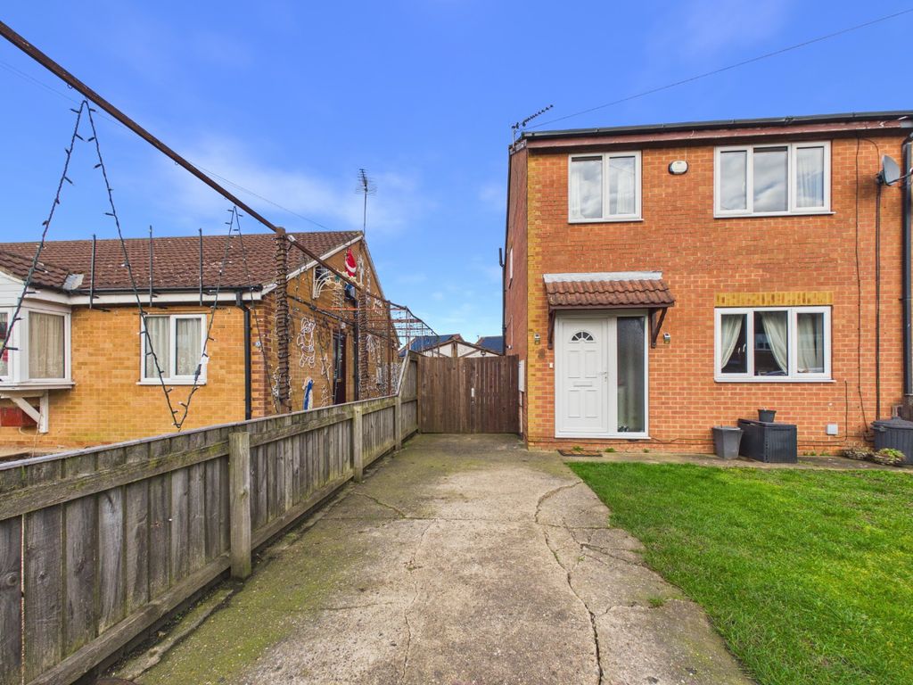 Property photo 2 of 14 4858444