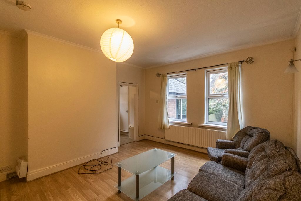 Property photo 3 of 7