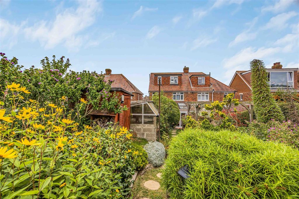 Property photo 1 of 29 59 Woodfield Avenue, Drayton-Small-Porticomarketin