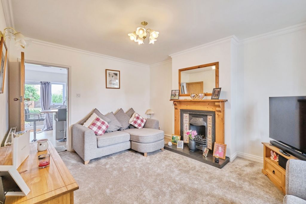 Property photo 3 of 19 Pbox-Img.Jpg