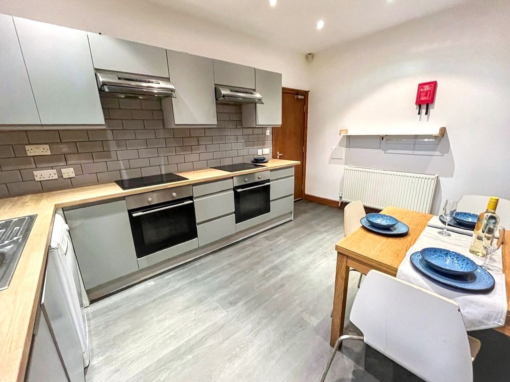 Property photo 2 of 19 Whatsapp Image 20251222 At 164603 2