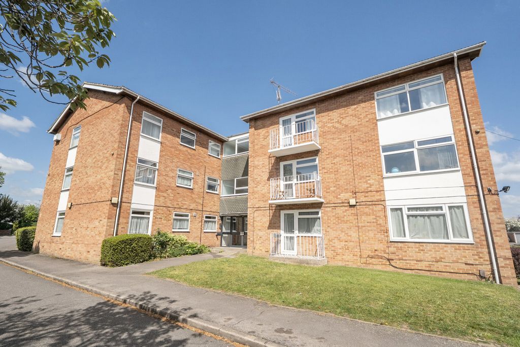 Property photo 1 of 21 1410029-15-69F0Bc...
