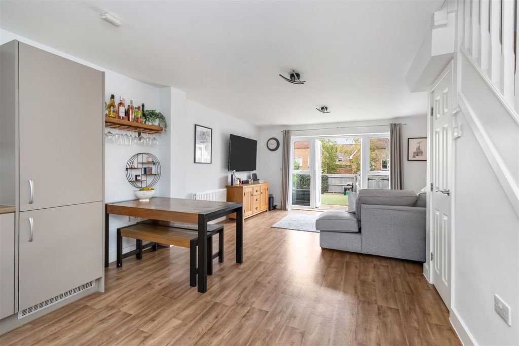 Property photo 3 of 9 Renfields-6.Jpg