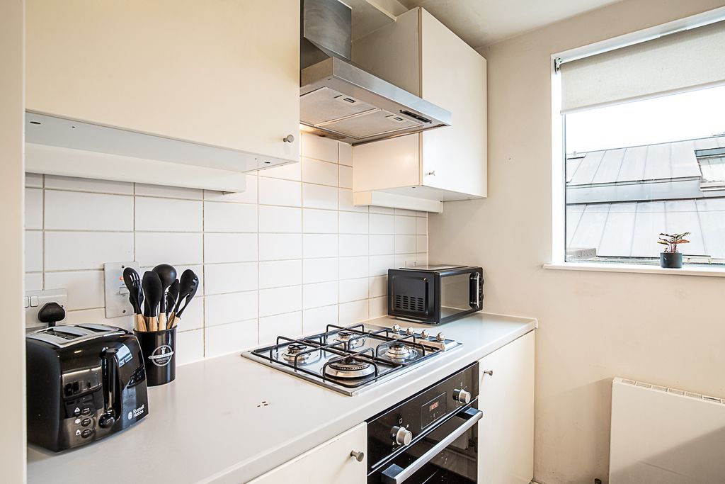 Property photo 3 of 29