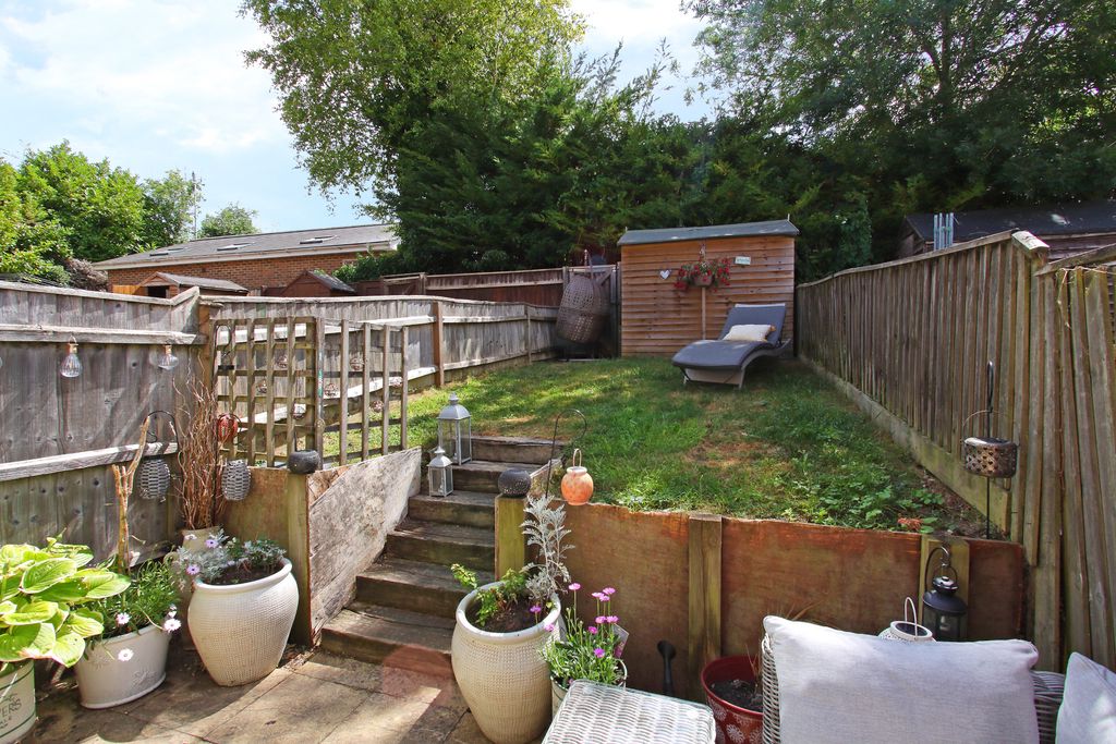 Property photo 2 of 11