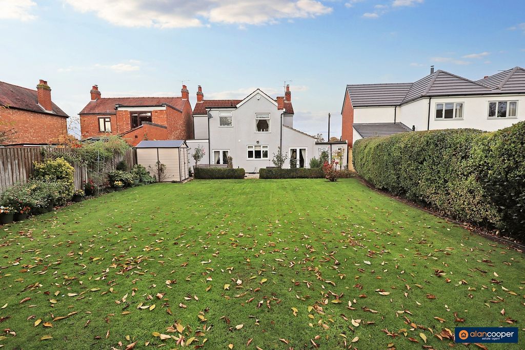 Property photo 1 of 45 4627350