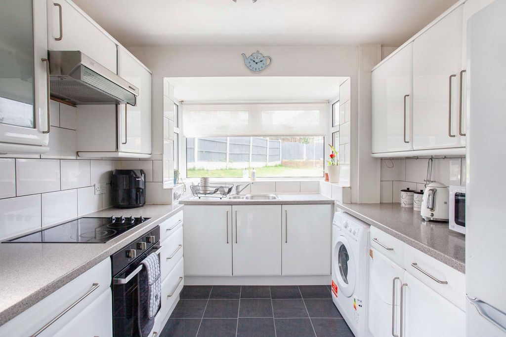 Property photo 3 of 20 Img_6800