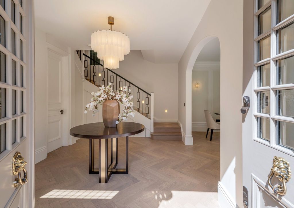 Property photo 2 of 27 Picture No. 42