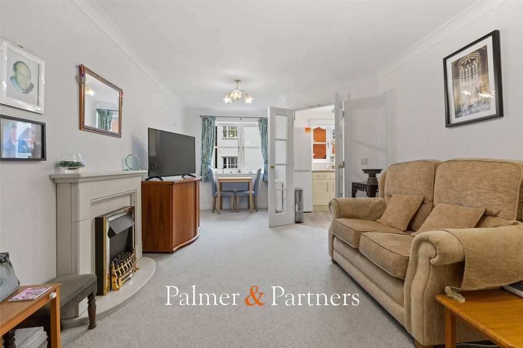 Property photo 2 of 15 Picture No. 09