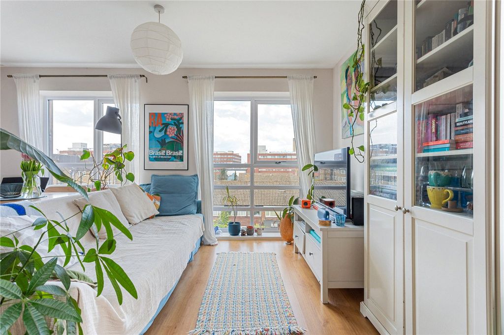 Property photo 3 of 10 Picture No. 03