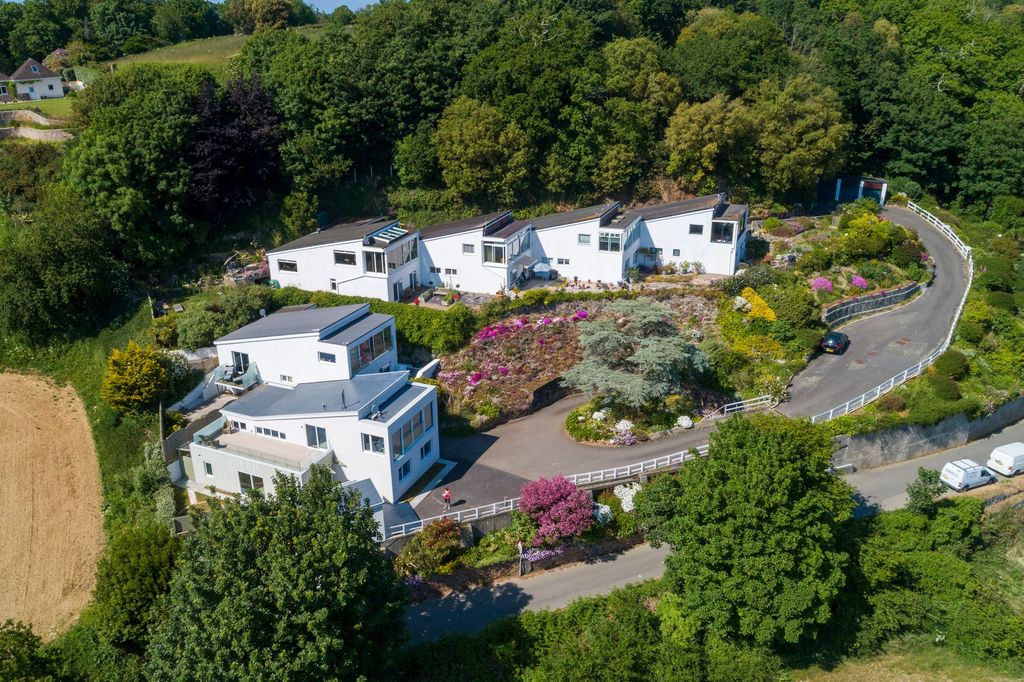 Additional image 5 of 3 bed semi-detached house for sale6 Les Jardins Des Cures, Grouville JE3