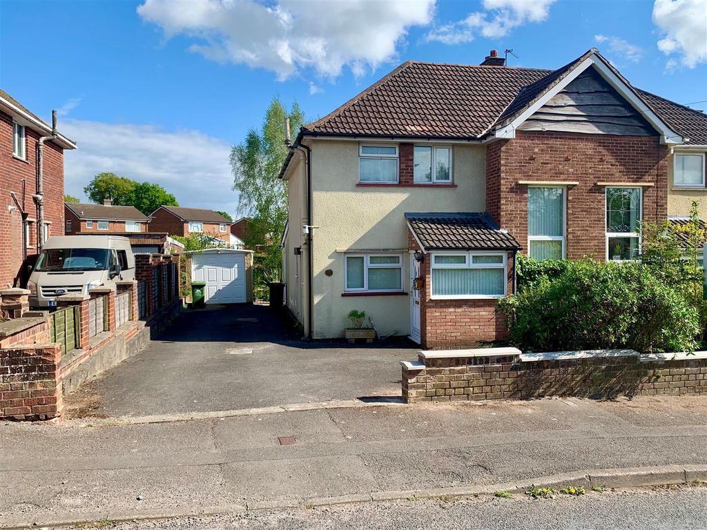 Property photo 1 of 30