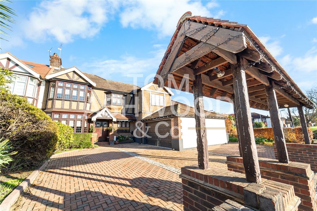 Property photo 1 of 29 Picture No. 02