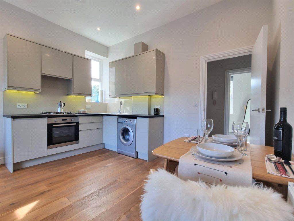 Property photo 1 of 7 Kitchen