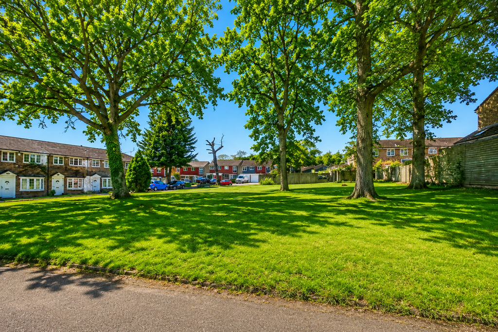 Property photo 2 of 30