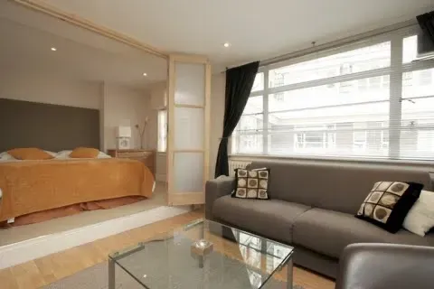 Property photo 1 of 4