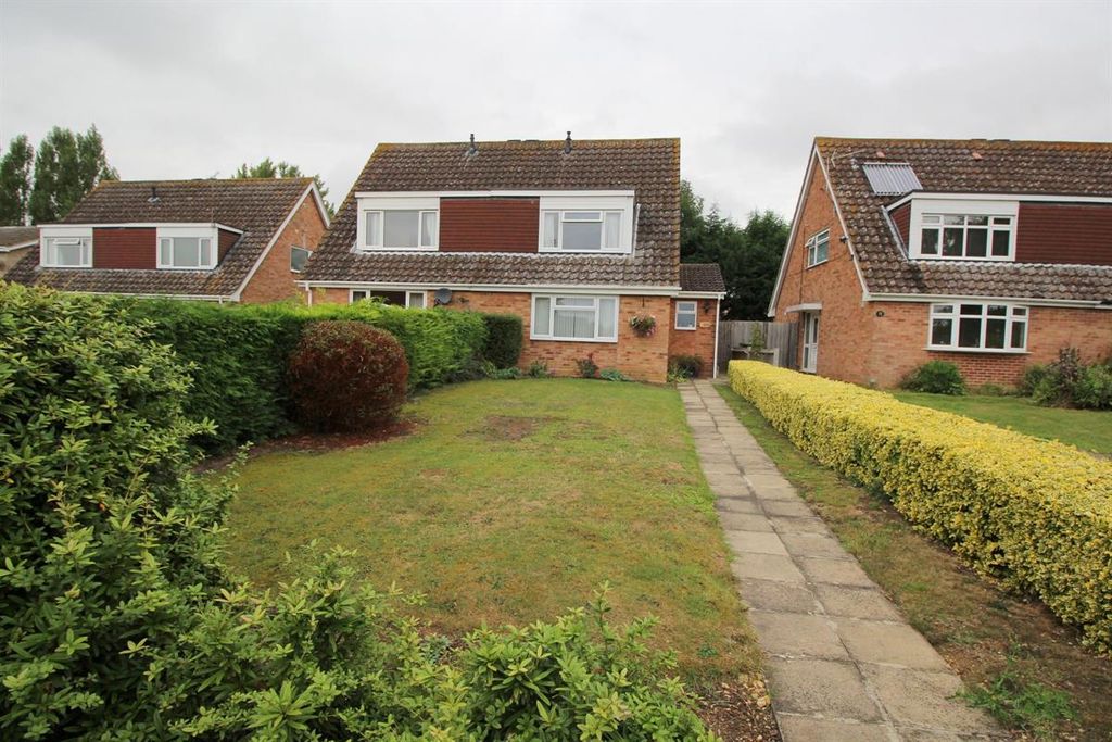 Property photo 1 of 12