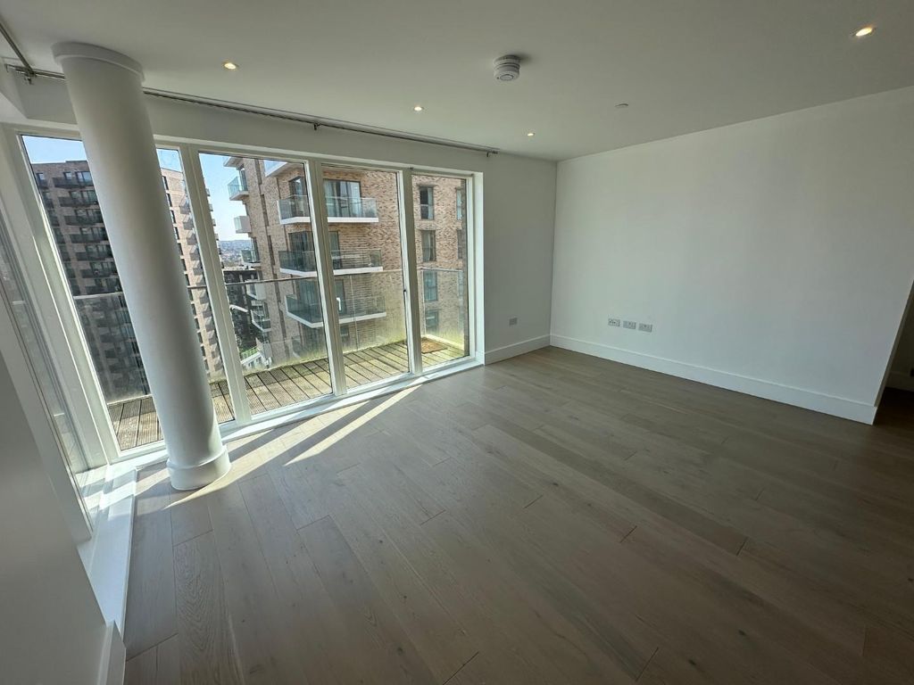 Property photo 3 of 21 3.Jpg
