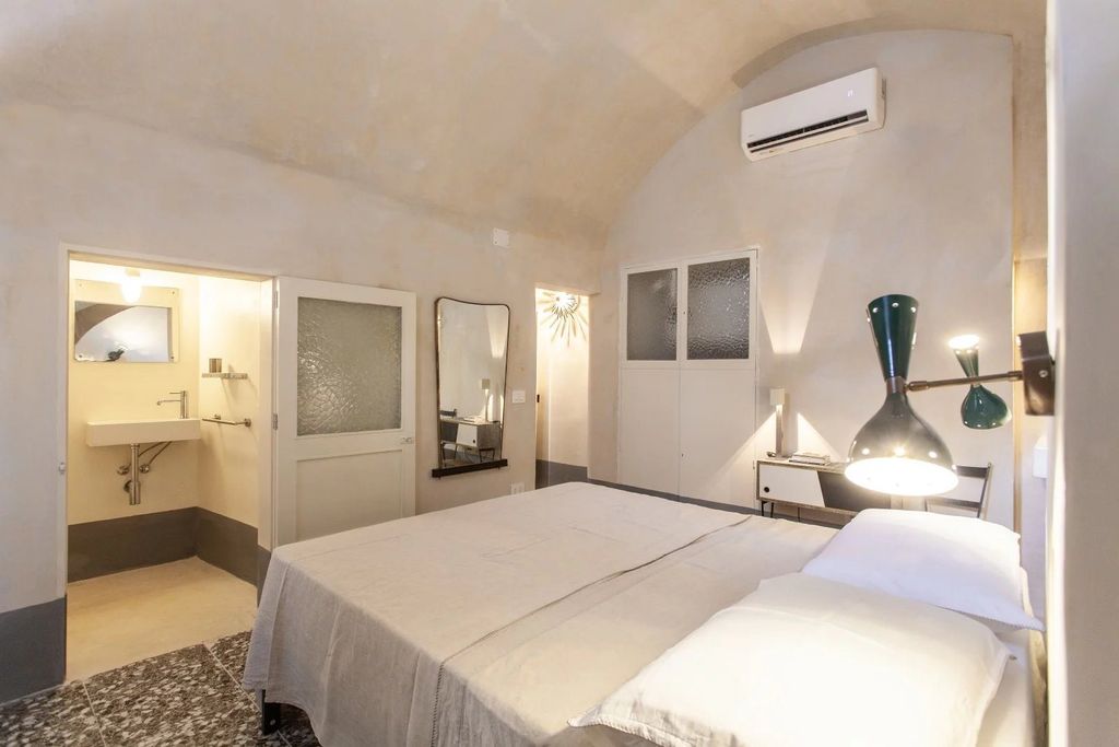 Property photo 1 of 14 Beautifully Restored Townhouse With Private Roof Terrace In The Historic Centre Of Nardò