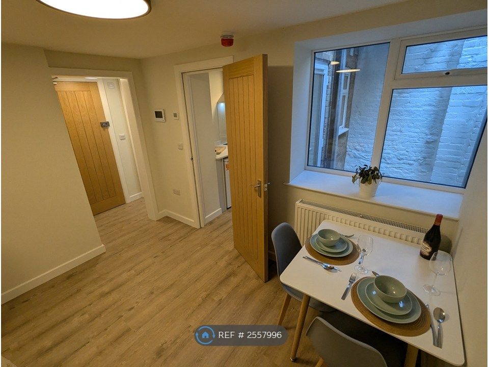 Property photo 3 of 8 Living Area