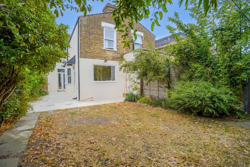 Property photo 3 of 12 Dsc06472-Hdr.Jpg
