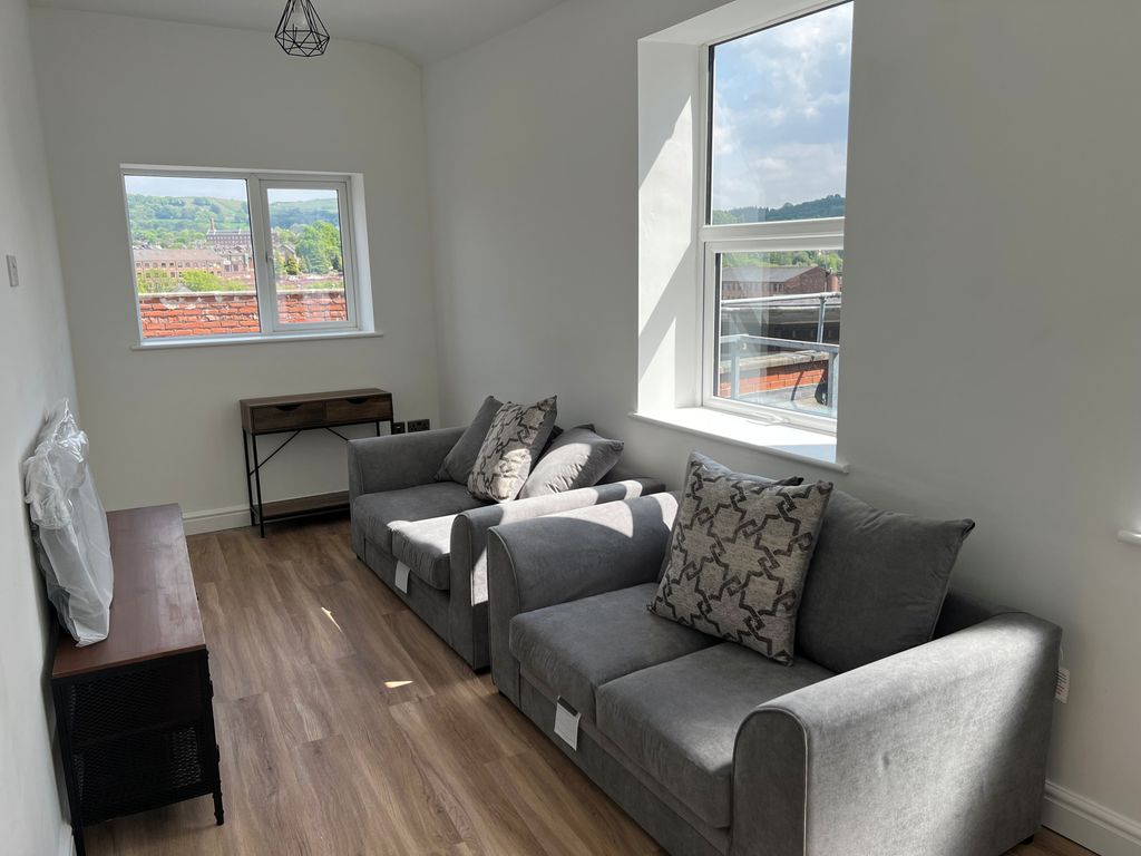 Property photo 1 of 1