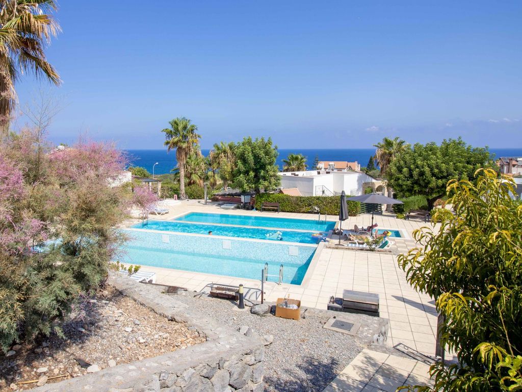 Property photo 2 of 25 3-Bedroom Resale Fully Furnished Semi-Detached Townhouse + Communal Pool + Large Terrace With Sea Views + Walking Distance To The Beach Image No 2