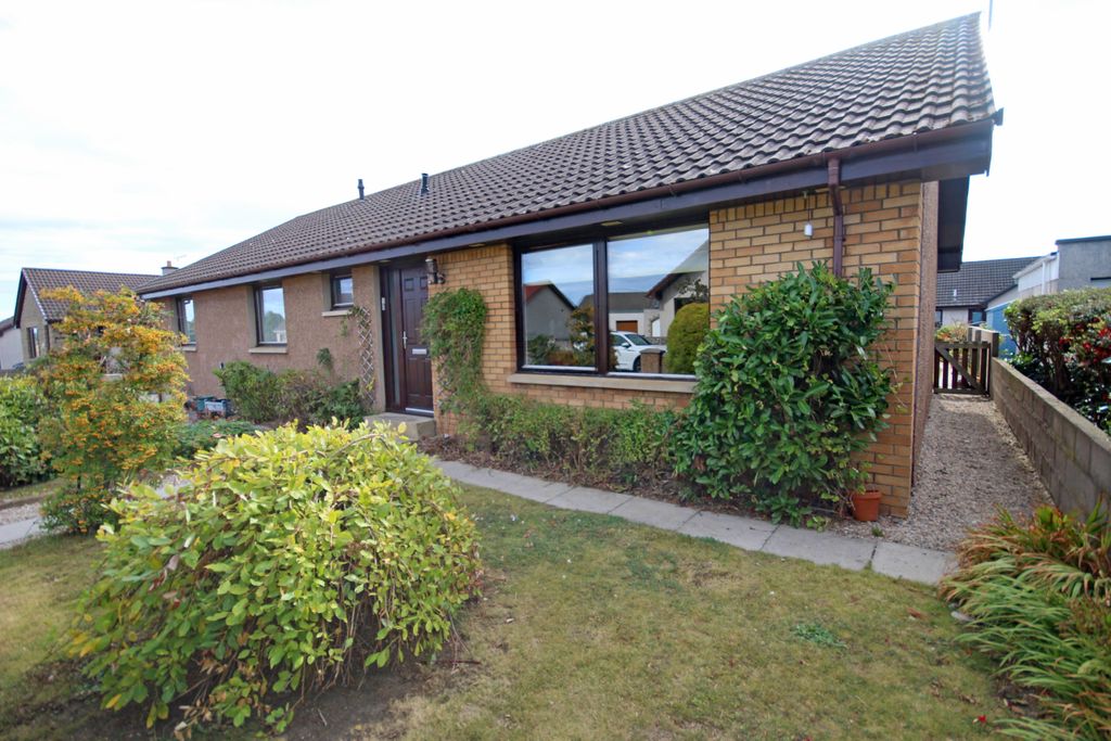 Property photo 2 of 29
