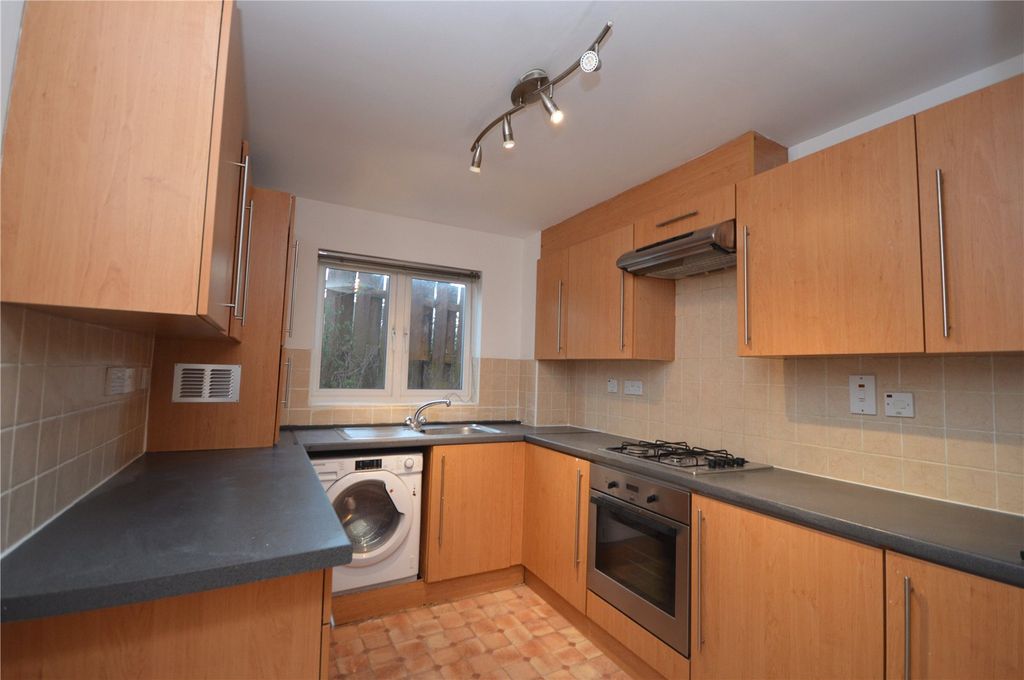 Property photo 3 of 6 Kitchen.Jpg
