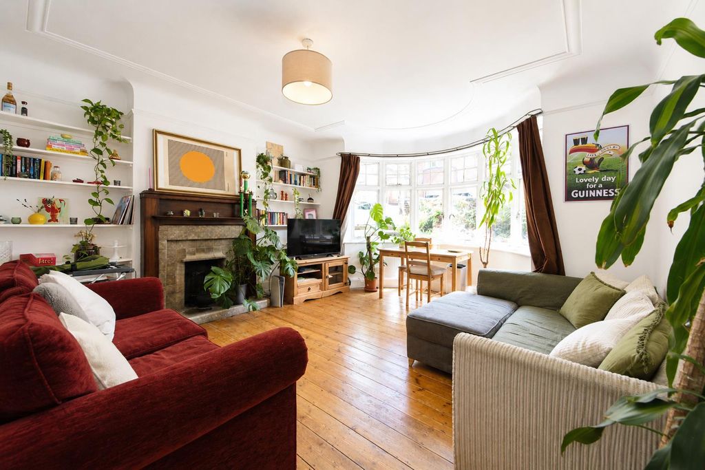 Property photo 1 of 10 8.Png
