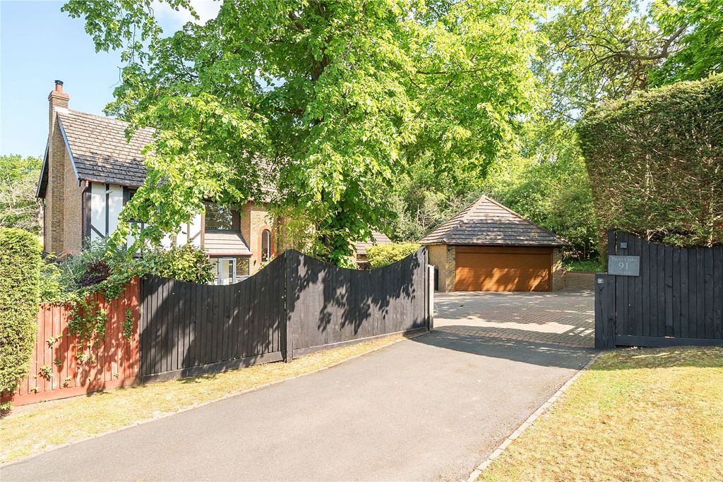 Property photo 2 of 35 Picture No. 33
