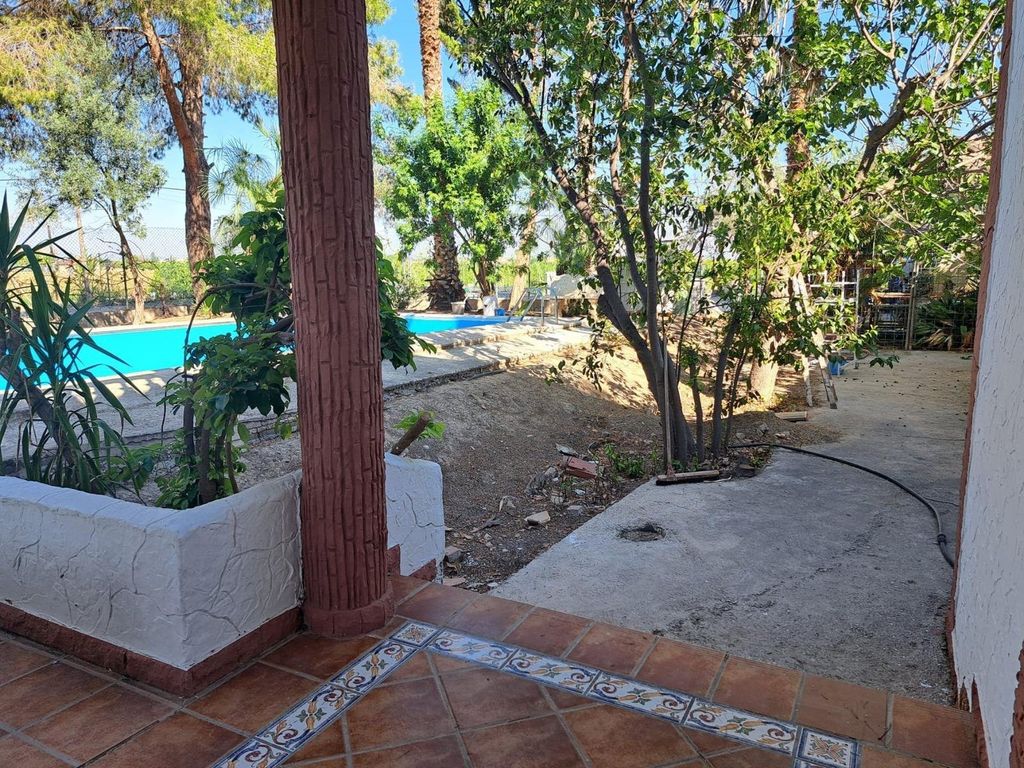 Property photo 3 of 45