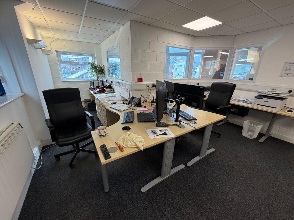 Property photo 3 of 12 Photo 3