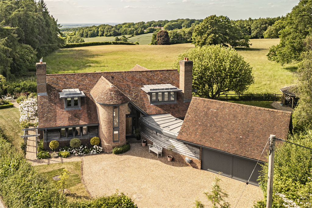 Property photo 3 of 25