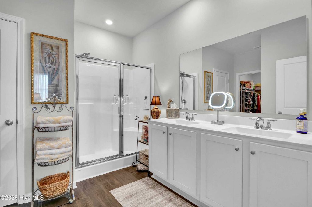 Property photo 3 of 11 <Alttext/>