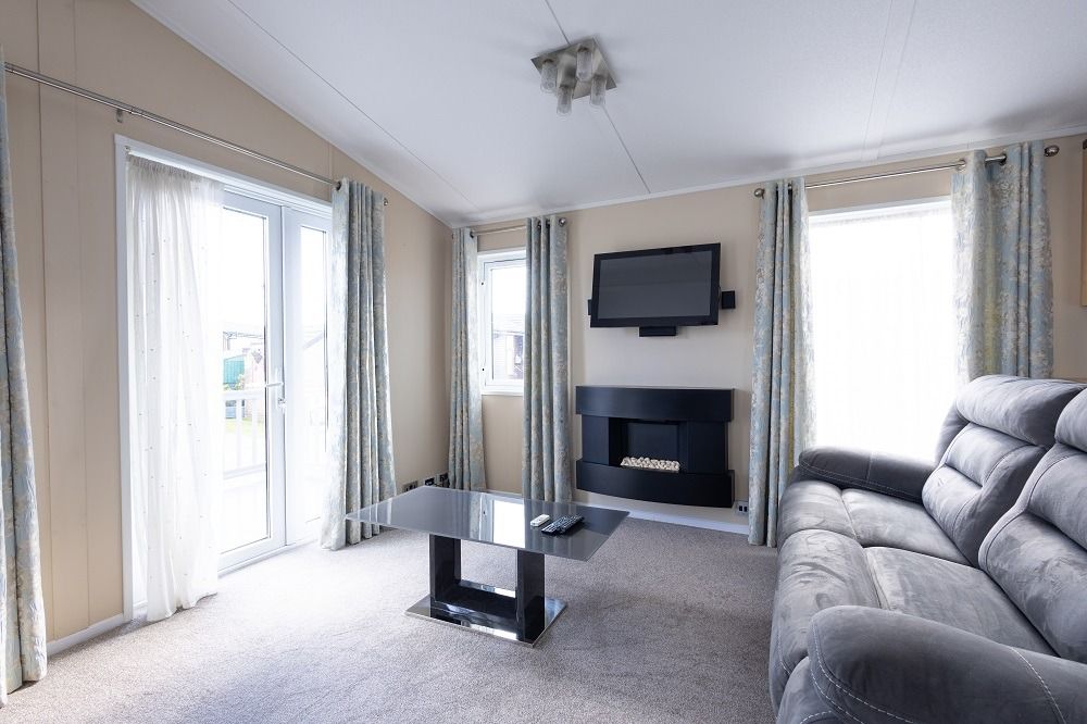 Property photo 3 of 7 123 Fw 3