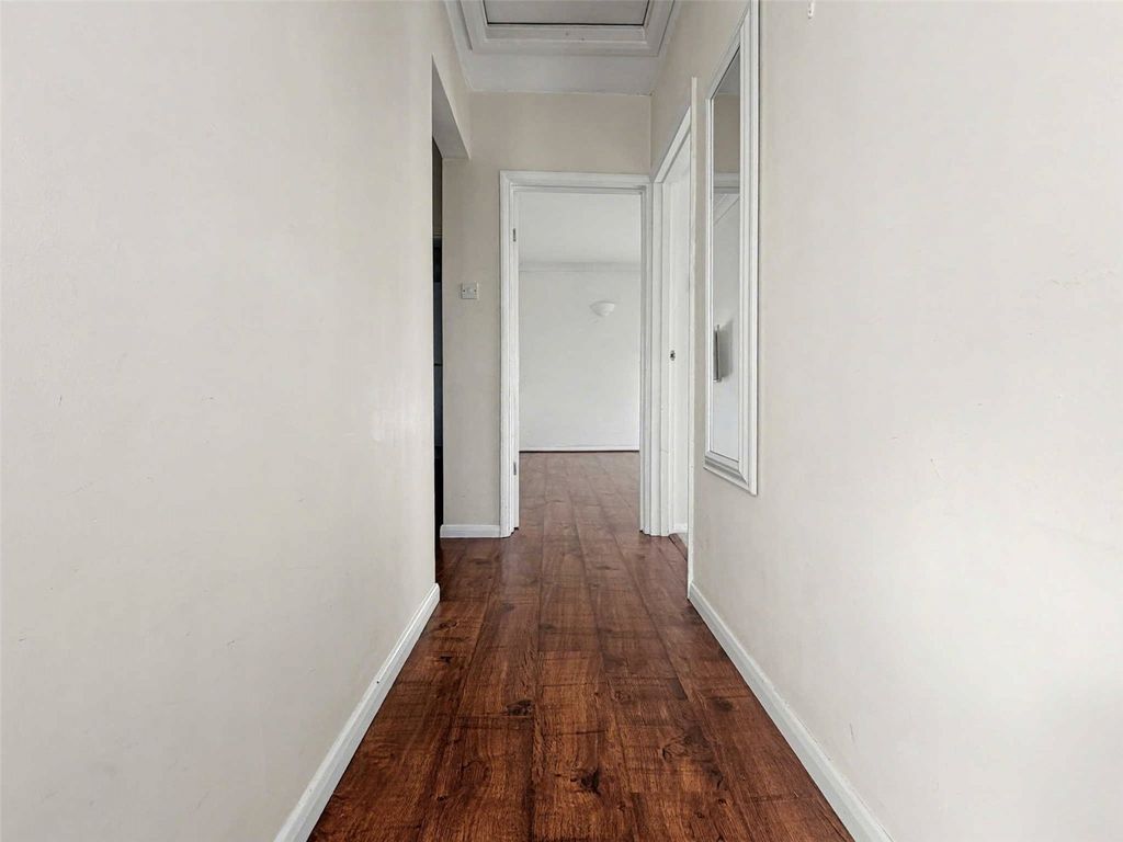 Property photo 2 of 9 Picture No. 03