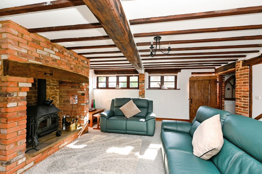 Property photo 3 of 30 Pbox-Img.Jpg