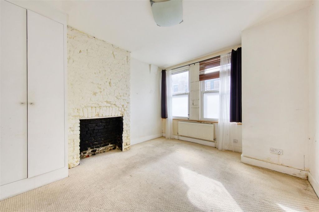 Property photo 2 of 12 Mauleverer Road Eden Harper