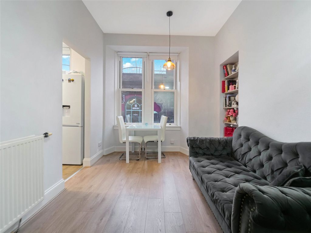 Property photo 2 of 17 Picture No. 05