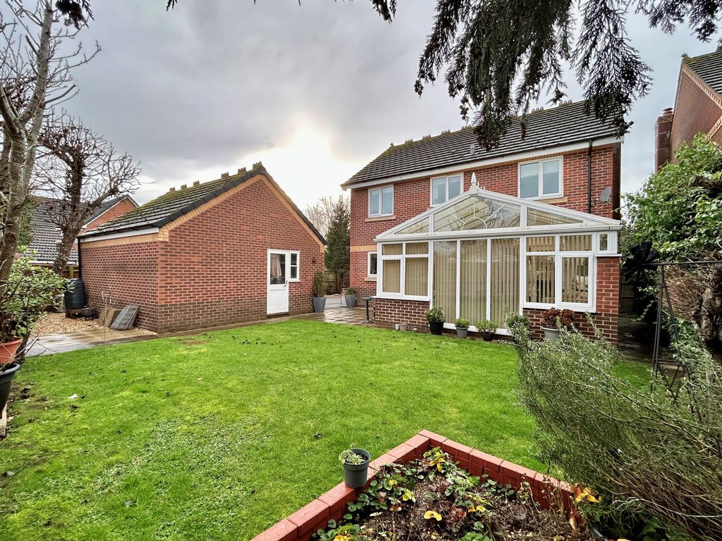 Property photo 2 of 24