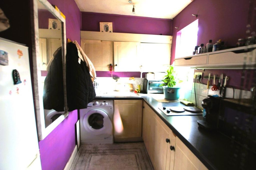 Property photo 3 of 4