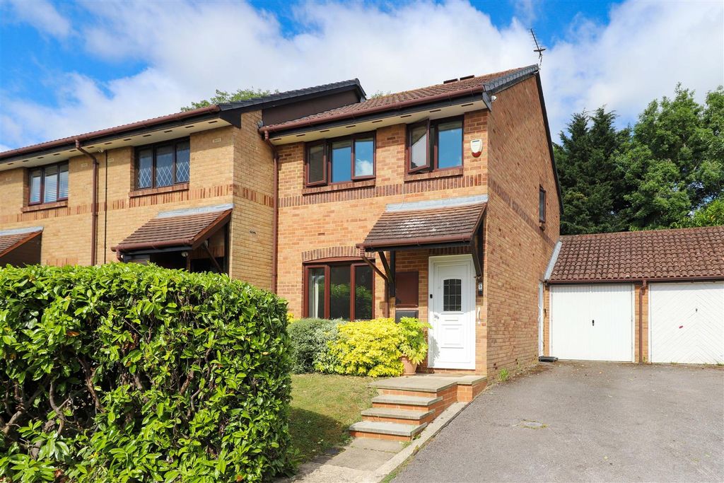 Property photo 1 of 12